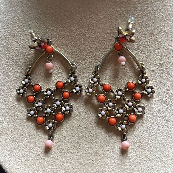 Floral Beaded Chandelier Earrings! - Picture 10 of 11